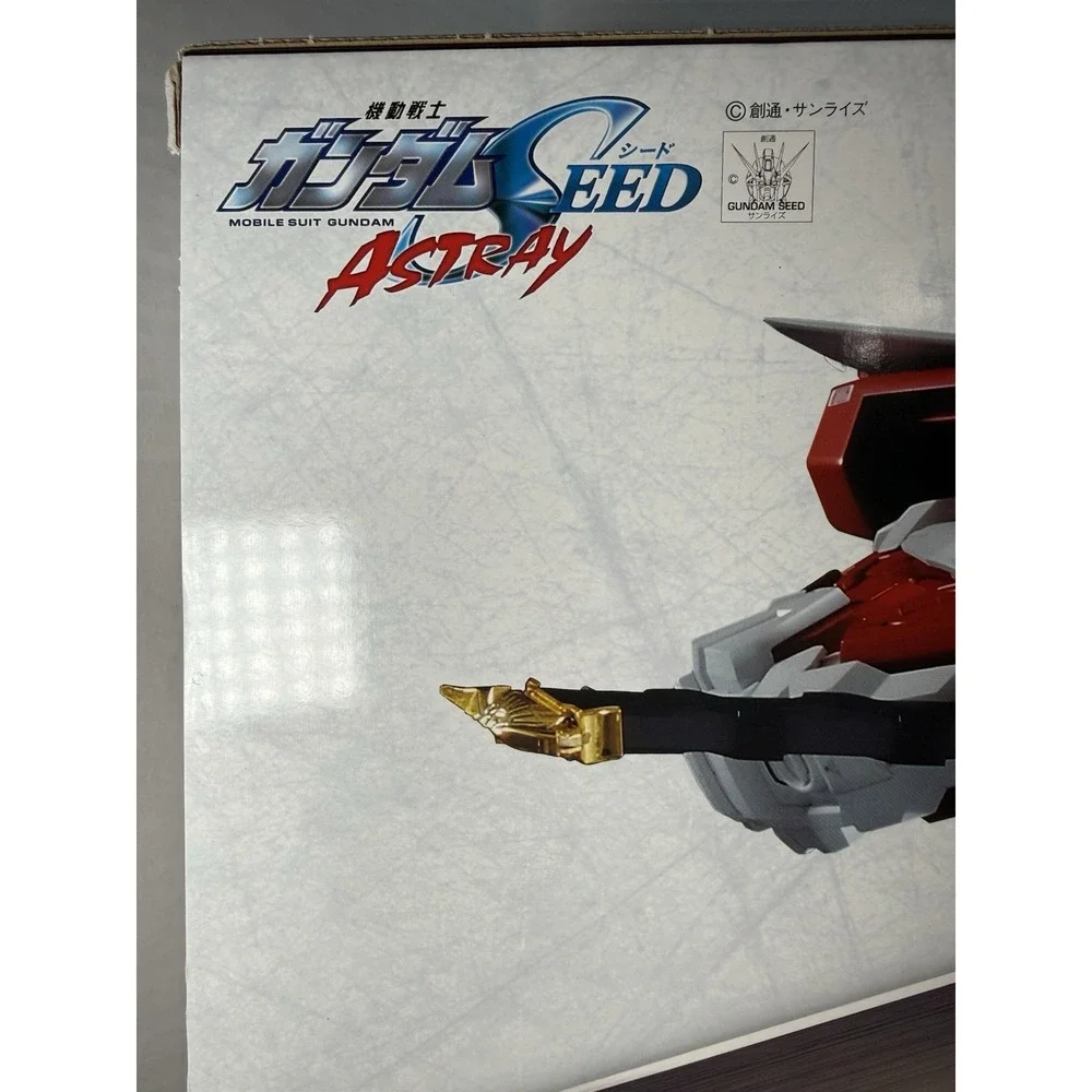 Bandai Perfect‎ Grade 1/60 Scale MBF-P02 Gundam Astray Red Frame Model Kit